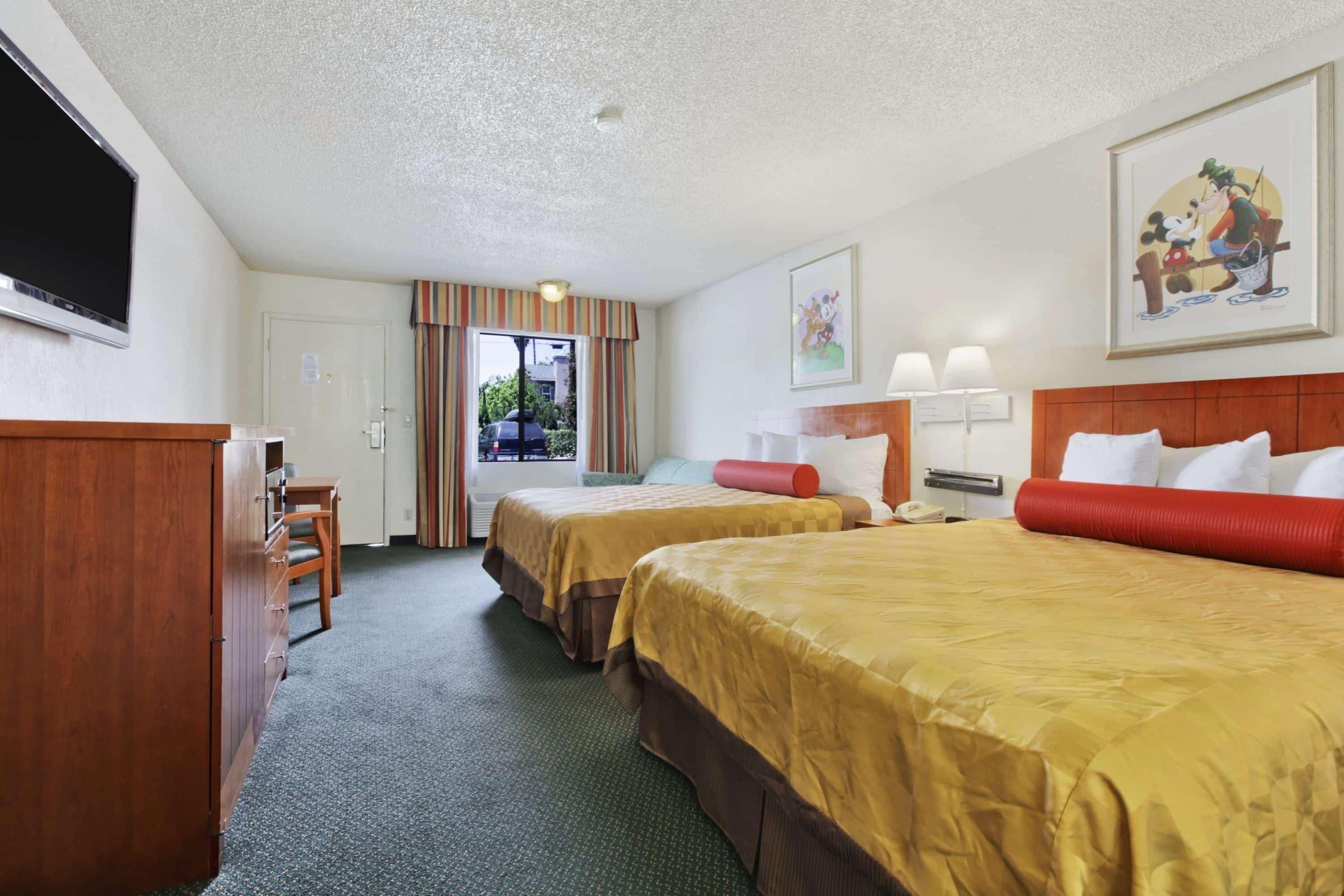 Travelodge Inn & Suites By Wyndham Anaheim On Disneyland Dr Esterno foto